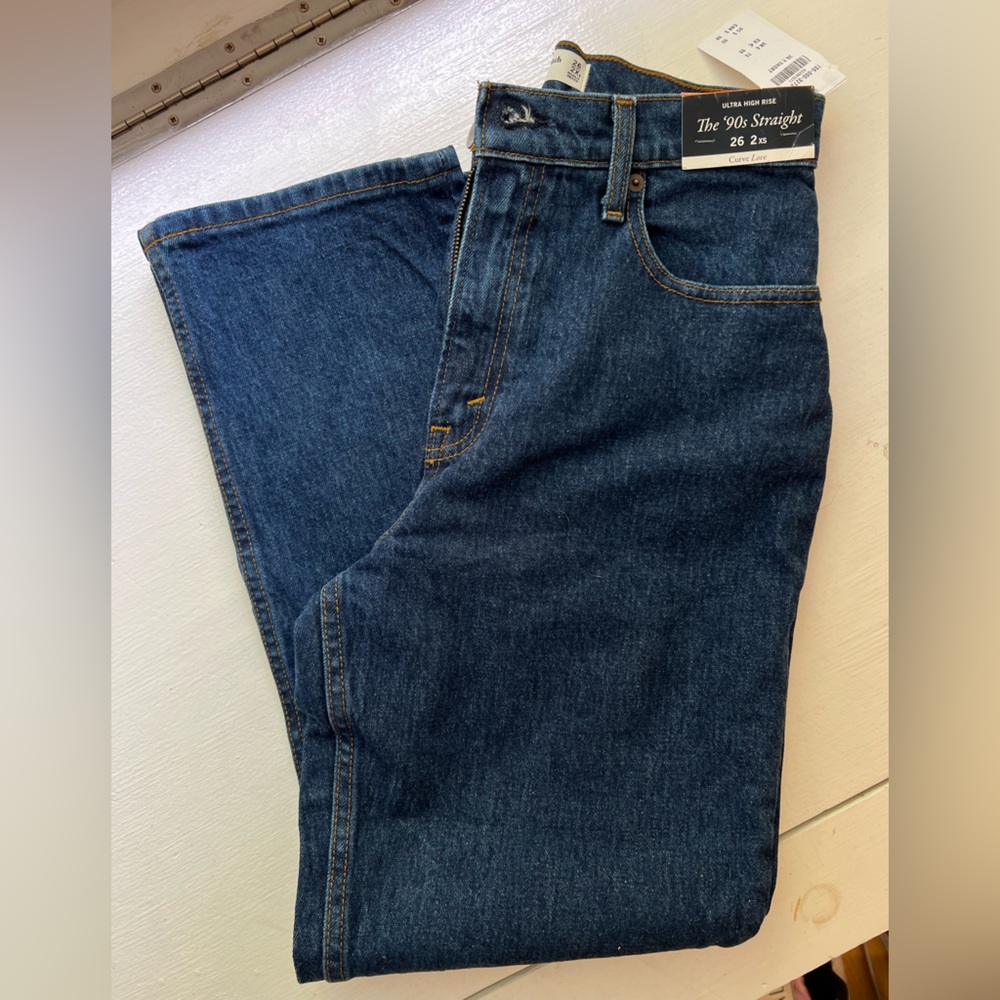 Brand New with Tags Abercrombie and Fitch blue jeans         in Size 26 short